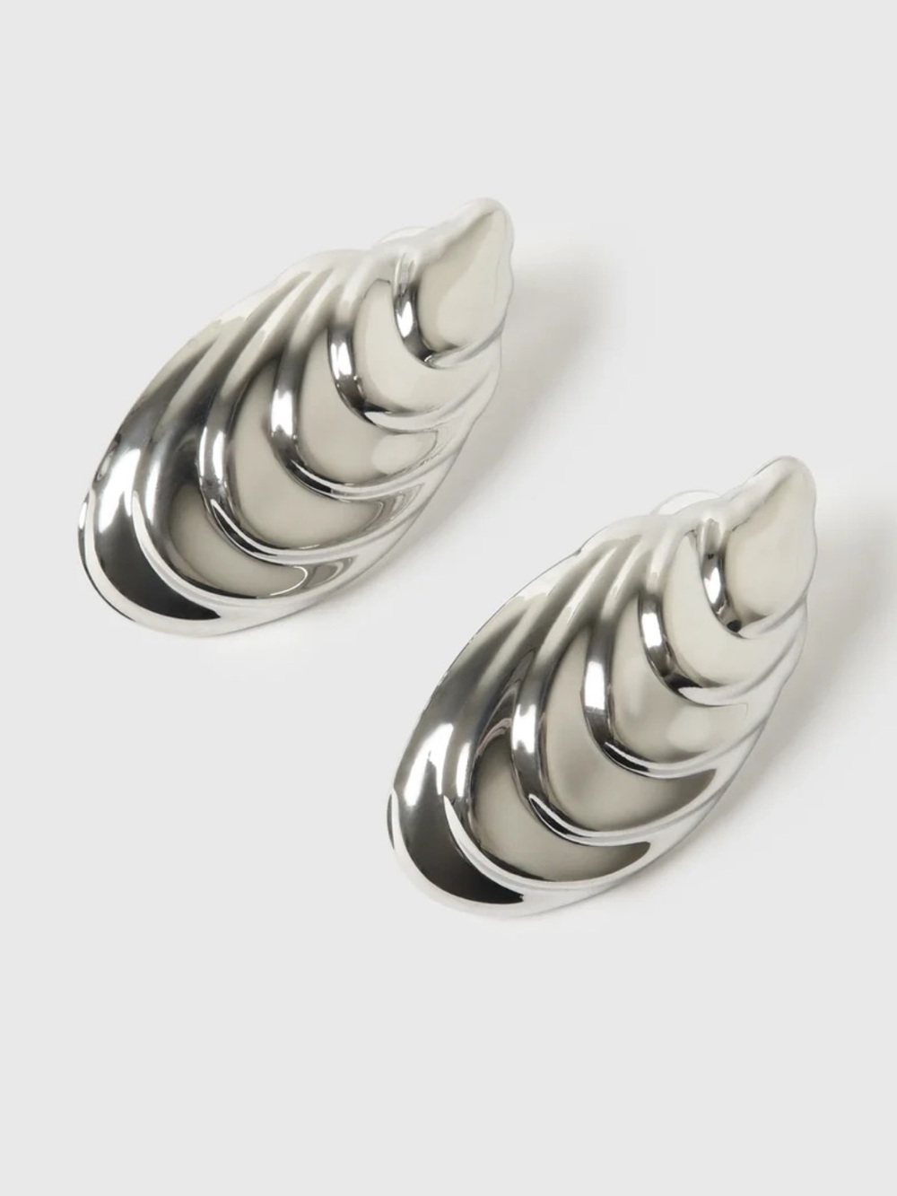 NEW Casa Clara Horizon Earrings